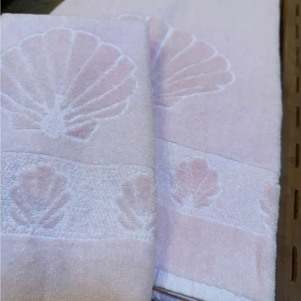 Vintage Soft Pink Seashell Cotton Bath Towel Hand Towel Set The HOME collection